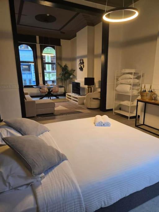 8z Dreamz 2 Apartment